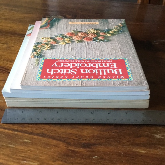 Vintage Bundle of 4 Embroidery Books - Crewel Bullion Stitch Hand Silk Ribbon - Picture 14 of 14